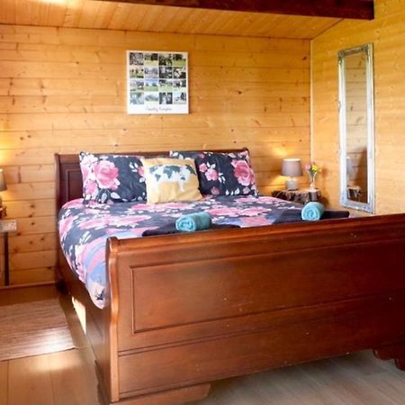 Country Bumpkin - Romantic Couples Stay In Oakhill Cabin Eksteriør bilde