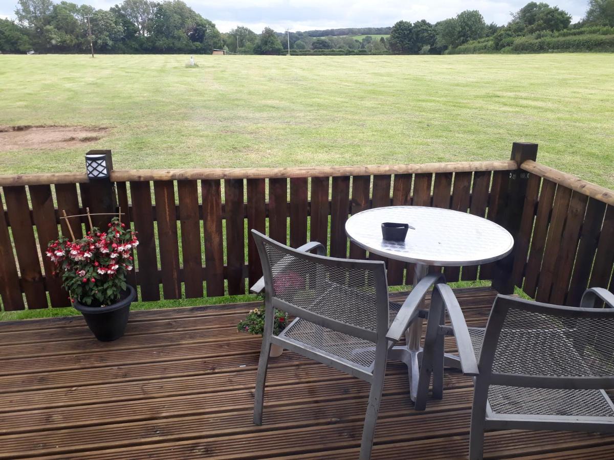 Country Bumpkin - Romantic Couples Stay In Oakhill Cabin Eksteriør bilde